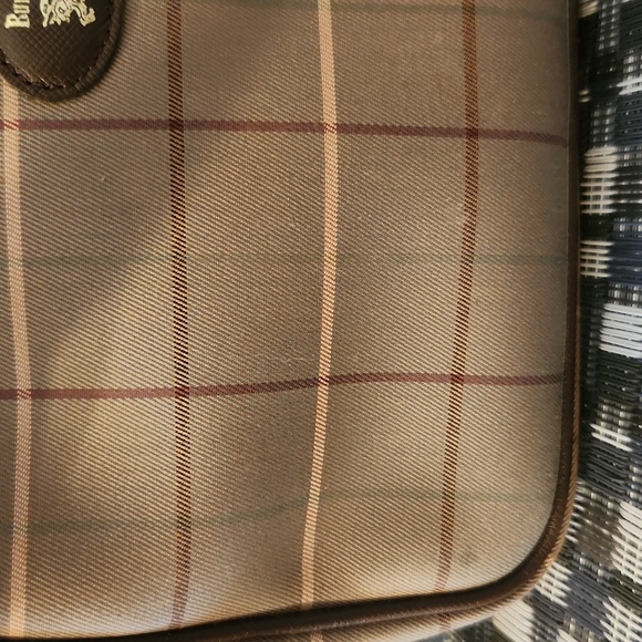 Burberry Vintage Cosmetic Bag - Picture 10 of 13